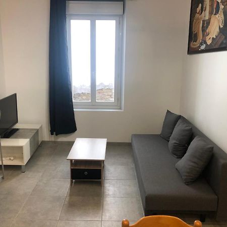 Appartement En Centre Ville อิแยร์ ภายนอก รูปภาพ